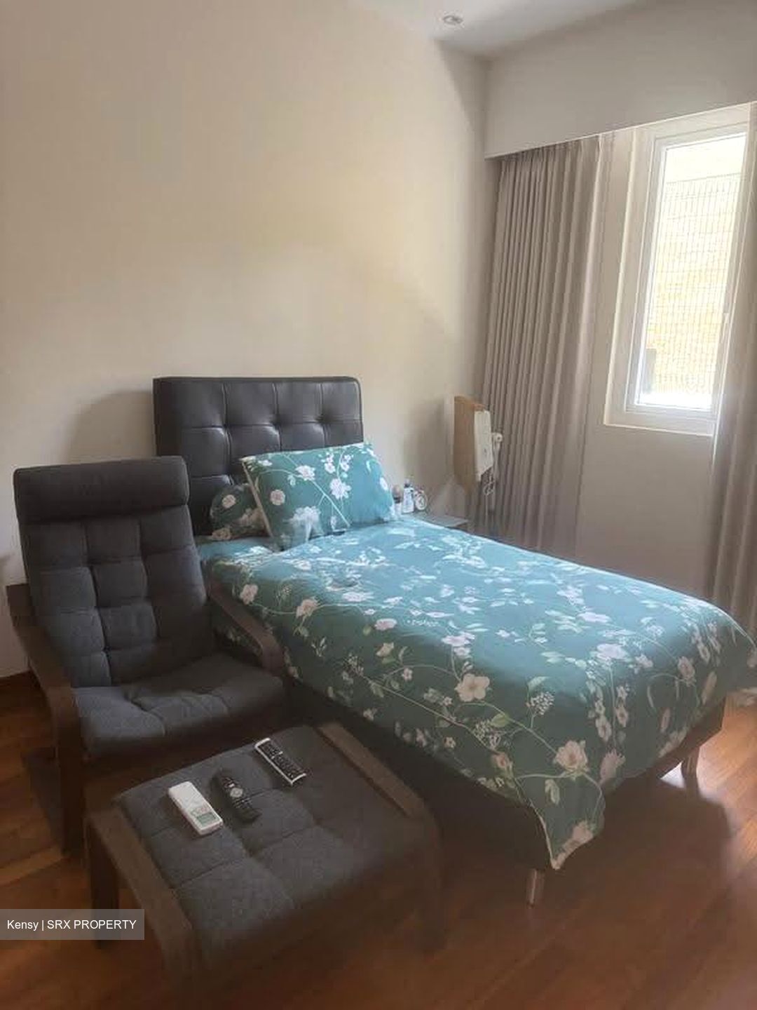 Sennett Drive (D16), Semi-Detached #630289031